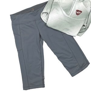 Tangerine woman’s gray large crop leggings